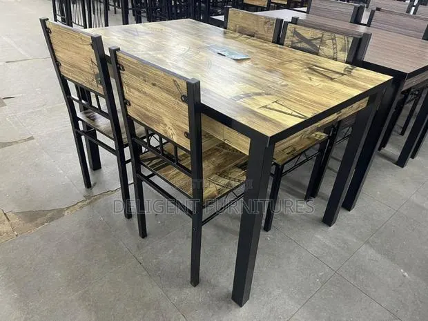 4 Chairs Dining Set · Photo 1