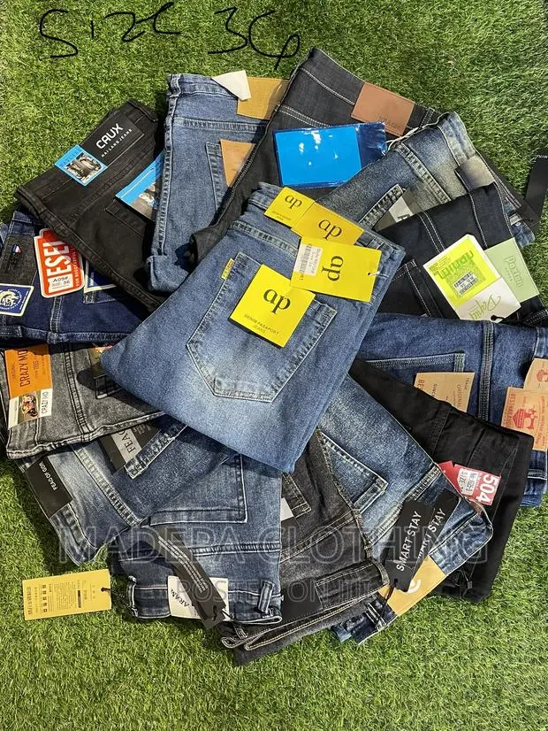 Stock Jeans Promotion · Photo 1