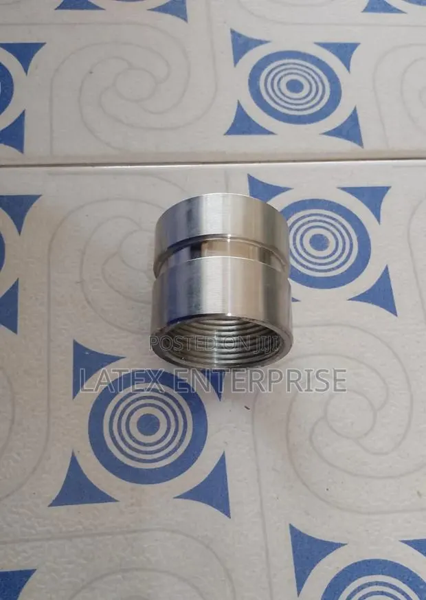 Vessel Locker Inside Thread · Photo 1