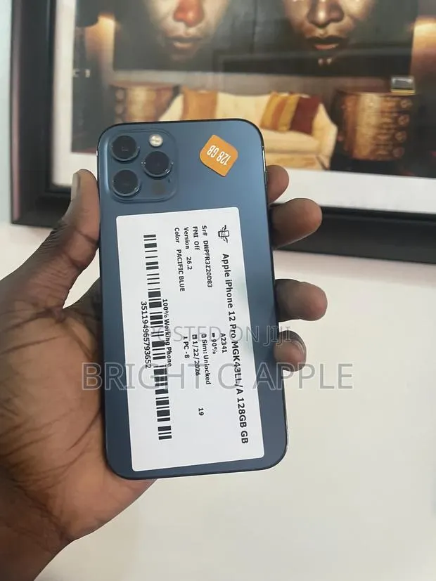 New Apple iPhone 12 Pro 128 GB Blue · Photo 1