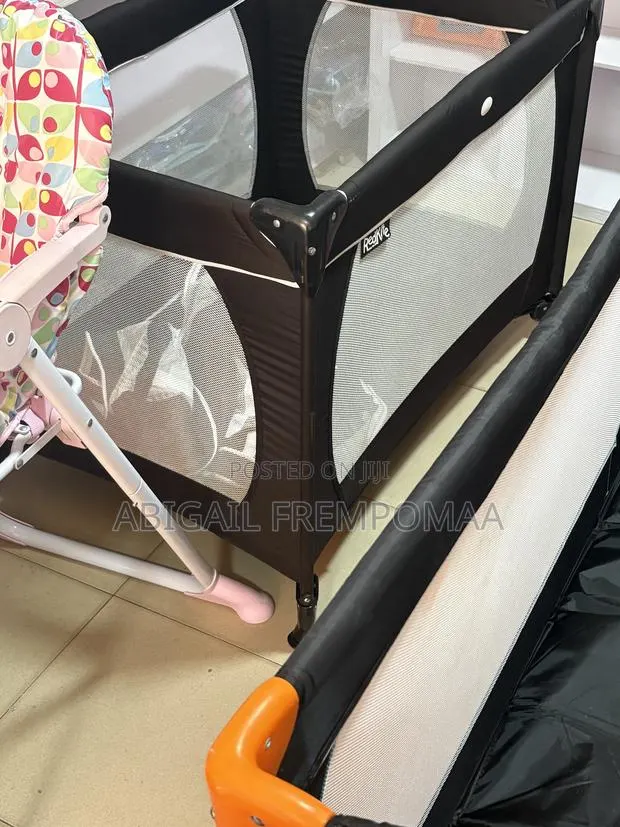Baby Foldable Cot · Photo 3