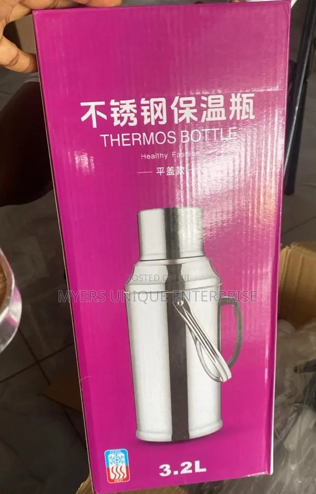 3.2l Vacuum Flask · Photo 1