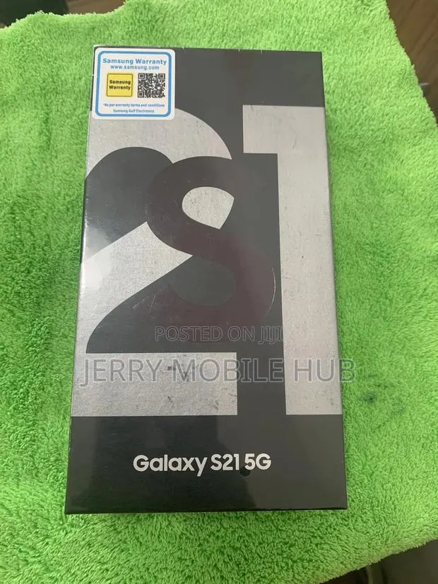 New Samsung Galaxy S21 5G 128 GB Black · Photo 1
