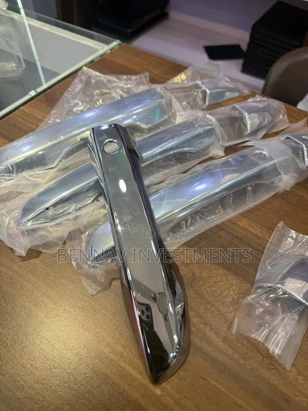 Chrome Door Handle Cover for Honda Civic 2016 to 2021 · Photo 1