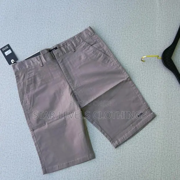 Original Khaki Shorts Available for Men · Photo 1