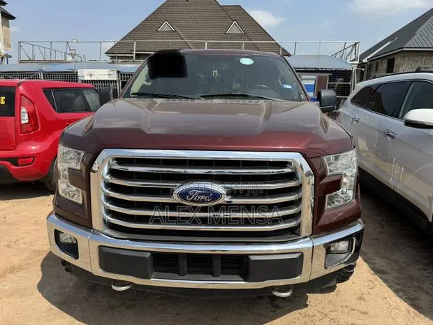 Ford F-150 Limited 4x4 SuperCrew Cab Styleside 5.5 ft. box 145 in. WB · Photo 1