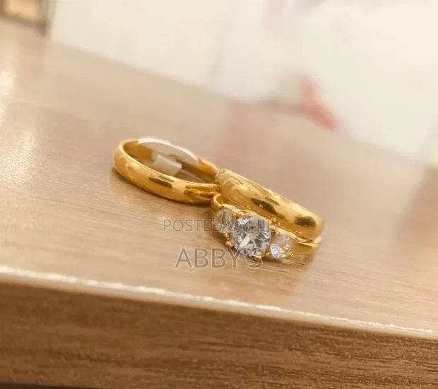 Zirconia Three Set Wedding Ring · Photo 1