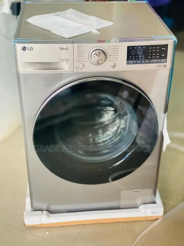 Effortless LG 10.5 LG Wash and Dry Washing Machine · Photo 1