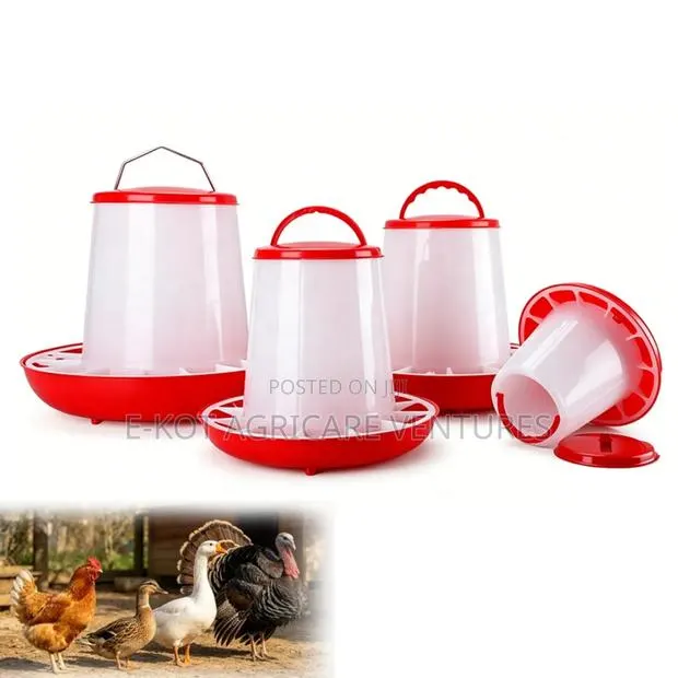 Plastic Poultry Feeders · Photo 1