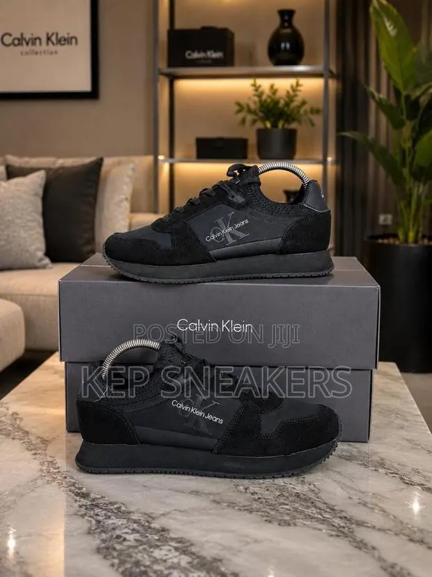 Calvin Klein Jeans Runner Sock Laceup · Photo 1