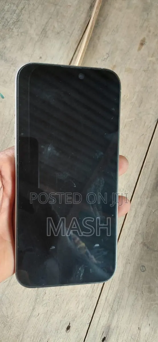 Apple iPhone 16 Pro Max 256 GB Gray · Photo 1