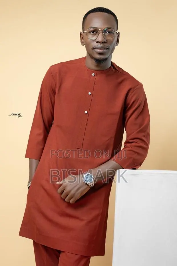 Men Wine Kaftan · Photo 1
