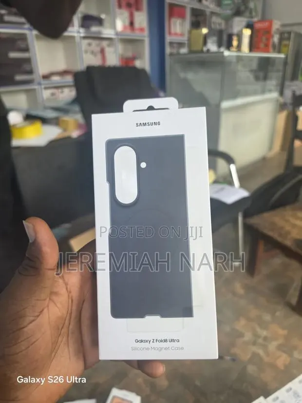 Original Galaxy Fold 8 Ultra Case · Photo 1