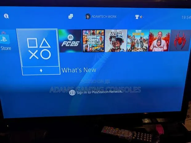Ps4 With 12 Hot Games · Photo 1