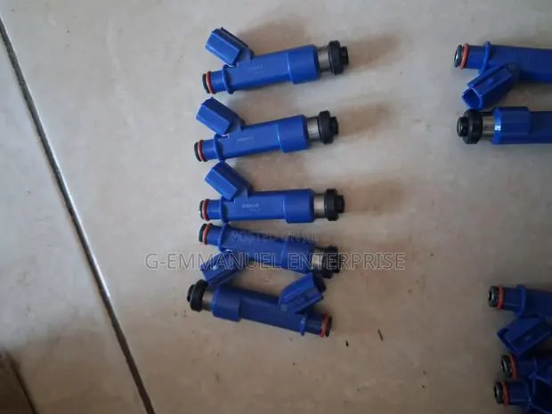 Pontiac Vibe 2006-08 Fuel Injectors 4Set. Original · Photo 1