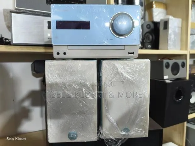 Pioneer X-Cm32bt-L Micro CD Receiver System · Photo 1