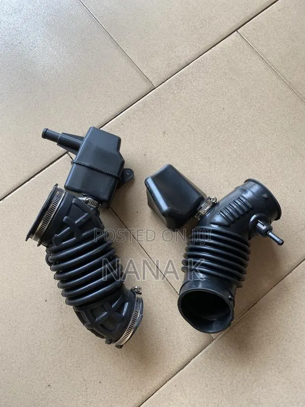 Elantra/ Sentra 2007,2008,2009,2010,2011,2012 Air Cleaner Hose · Photo 1