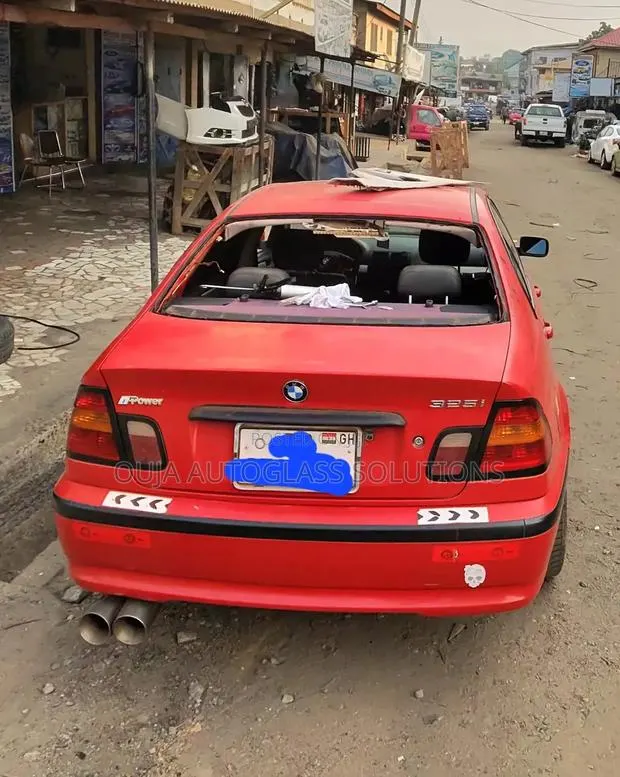 1999-2004 BMW 3-Series E46 Heated Back Window Back Glass Available · Photo 1