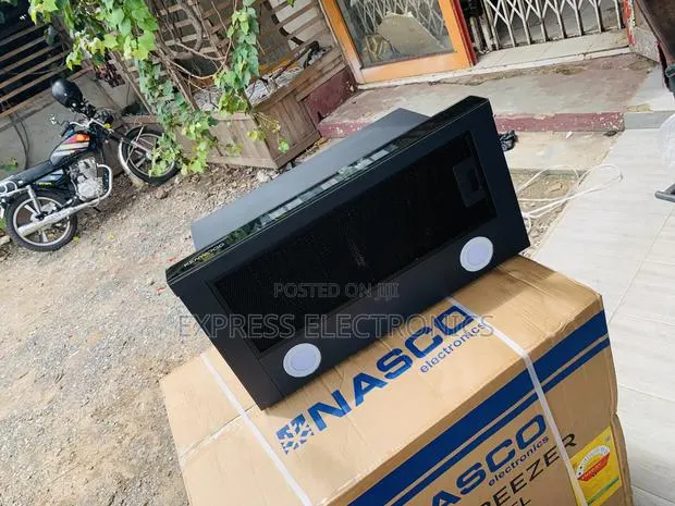 60cm Range Hood Extractor Kenwood Black · Photo 1