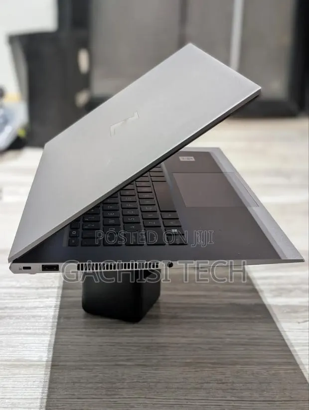 Laptop HP Zbook Studio G7 32GB Intel Core i9 HDD 512GB · Photo 1