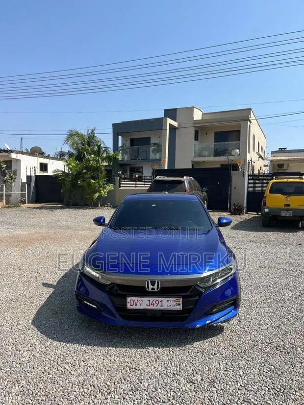 Honda Accord 2018 Blue · Photo 1