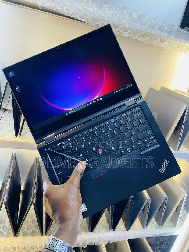 Laptop Lenovo ThinkPad L13 Yoga 16GB Intel Core i5 SSD 256GB · Photo 1