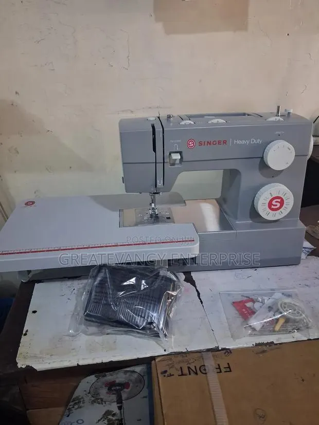 Brandnew Singer Electric Sewing Machine ( Heavyduty) · Photo 3