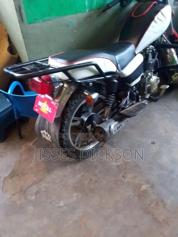 Royal RY150 2026 Black · Photo 1