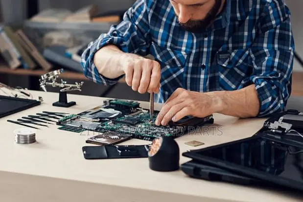 Computer Hardware and Software Fix · Photo 1