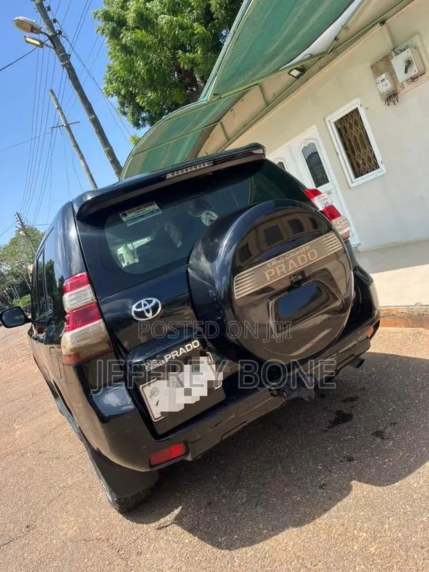 Toyota Land Cruiser Prado 2.8 D-4D 2014 Black · Photo 1