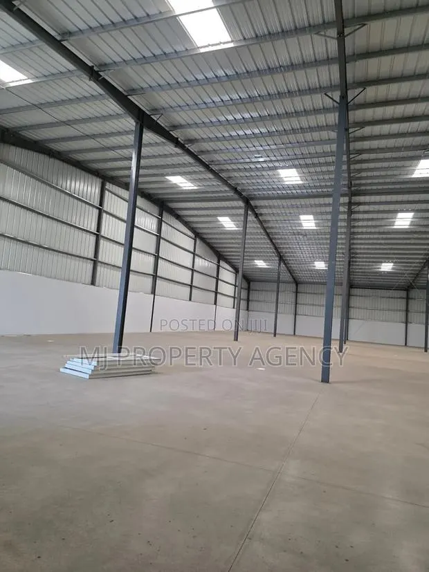 1700 SQM Warehouse at Tema Free Zone Enclave · Photo 1