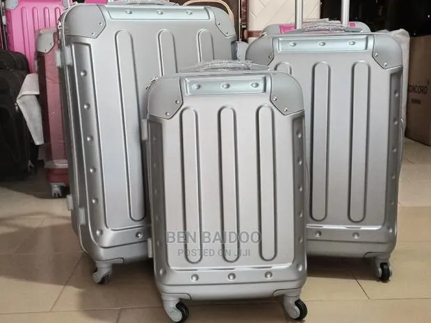 3set Traveling/Engagement Bags · Photo 1