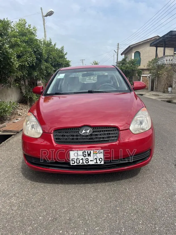 Hyundai Accent 1.6 GLS HS Automatic 2009 Red · Photo 1
