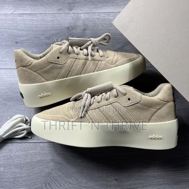 Talc Adidas X Fear of God Athletics 86 Lo · Photo 1