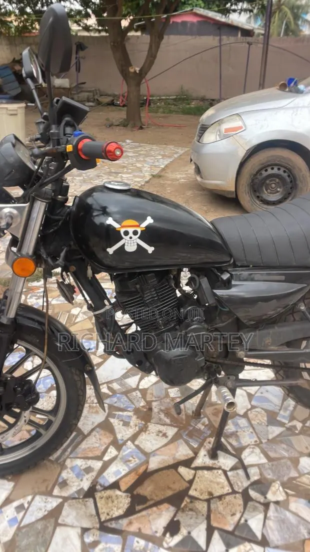 Motorcycle 2024 Black · Photo 1