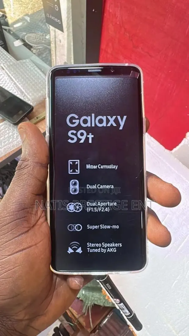 Samsung Galaxy S9 Plus 64 GB Black · Photo 1