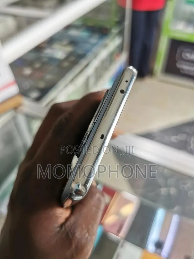 OnePlus Ace 2 256 GB · Photo 1