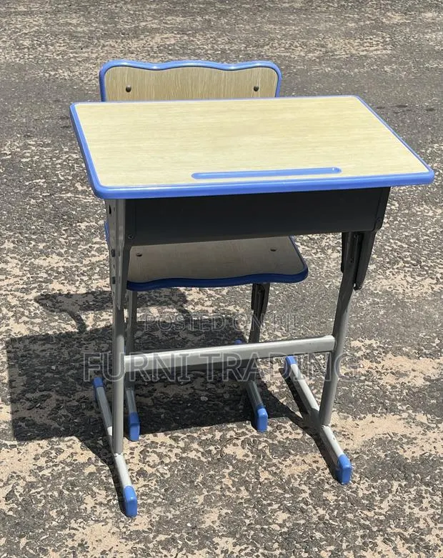 Single-Seat Student Desk Set · Photo 1