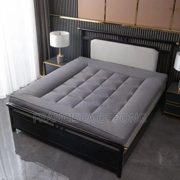 High Quality Double Bed Topper (Available in Sizes) · Photo 1