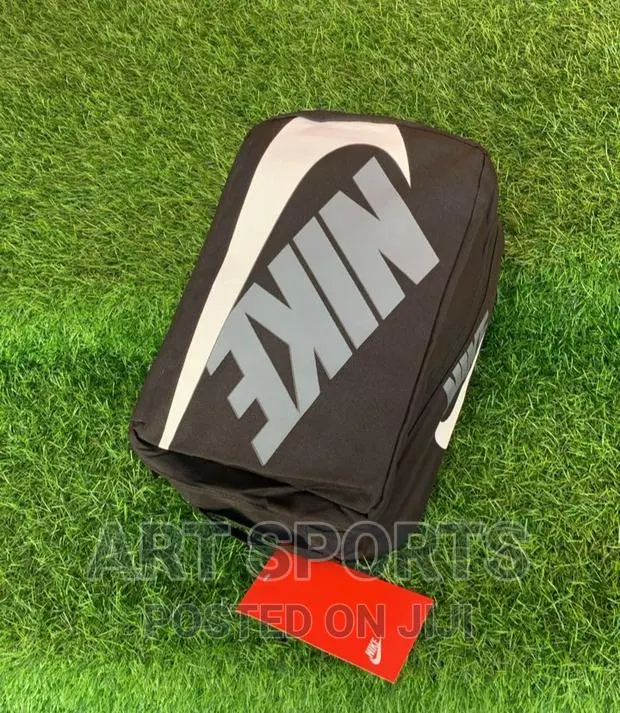 Nike Sports Bag · Photo 1
