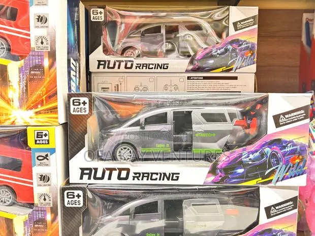 Auto Racing Remote Control Toy Car · Photo 1