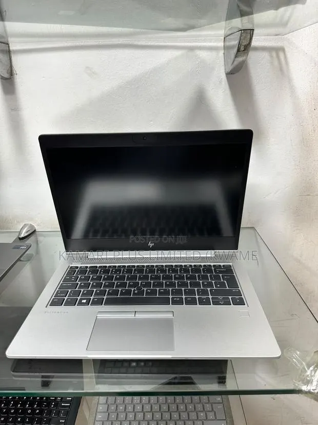 Laptop HP EliteBook 735 G6 8GB AMD Ryzen 7 SSD 256GB · Photo 1