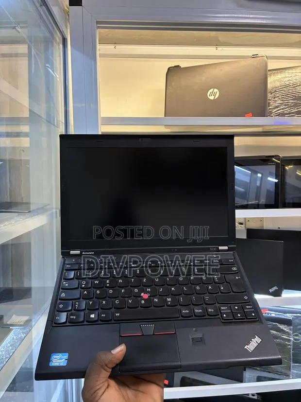 Laptop Lenovo ThinkPad X230 8GB Intel Core i5 HDD 500GB · Photo 1
