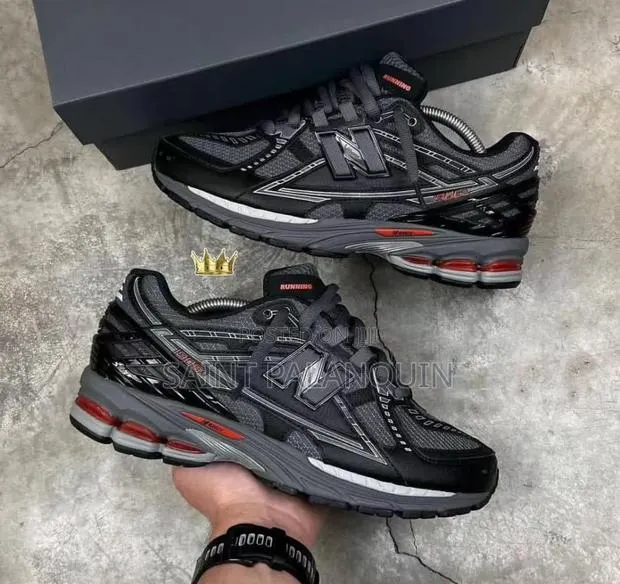 New Balance 1906 · Photo 1