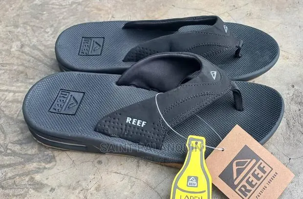 Reff Sandals · Photo 1