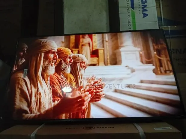 Samsung 43-Inch Led Smart Television With Premium Quality · Photo 1