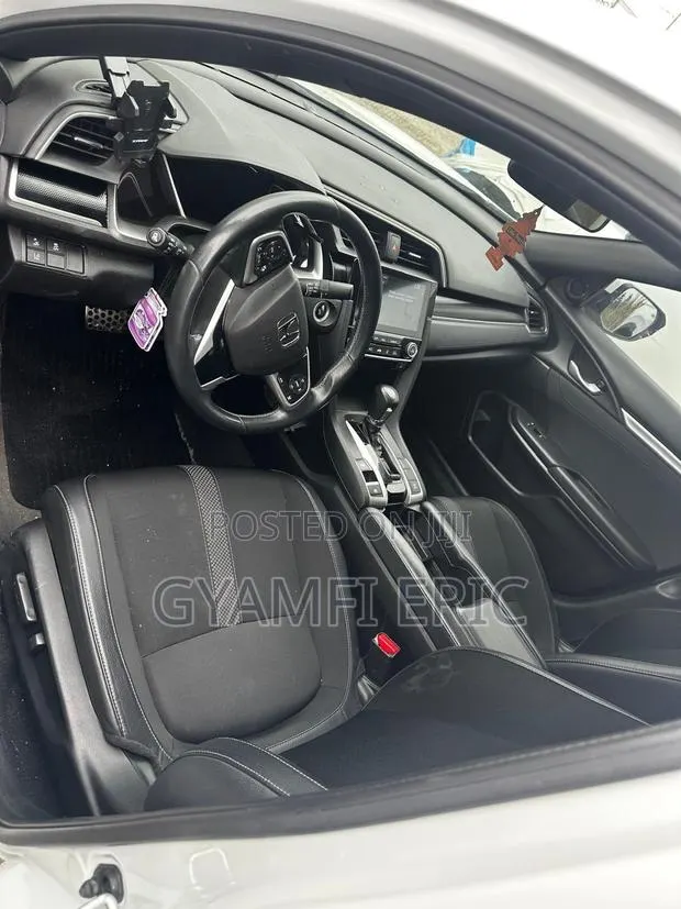 Honda Civic Sport 2021 White · Photo 1