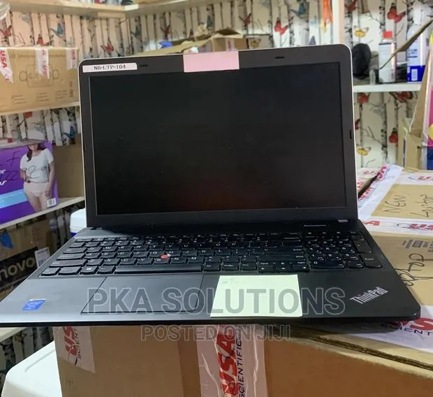 Laptop Lenovo 8GB Intel Core I5 HDD 500GB · Photo 1