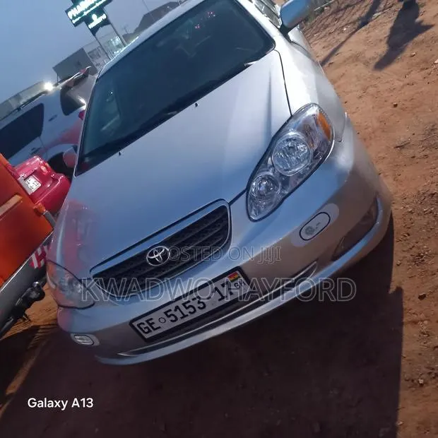 Toyota Corolla LE 2007 Silver · Photo 1