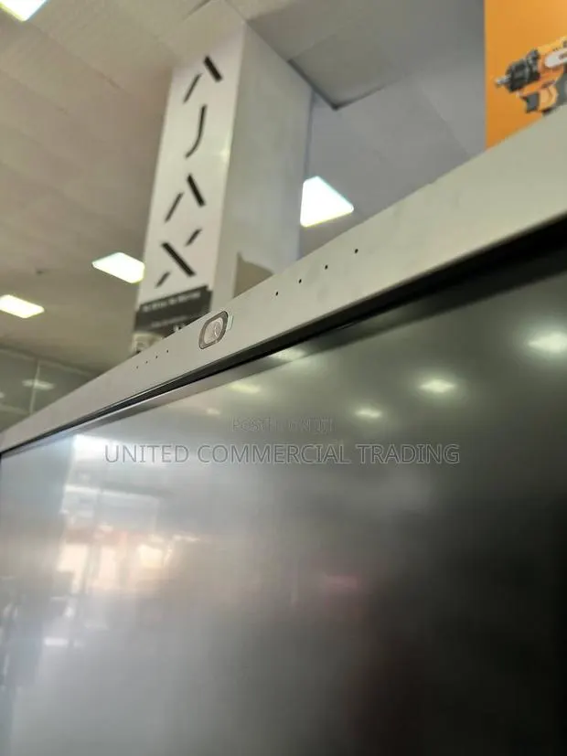 Smart Interactive Whiteboard · Photo 1